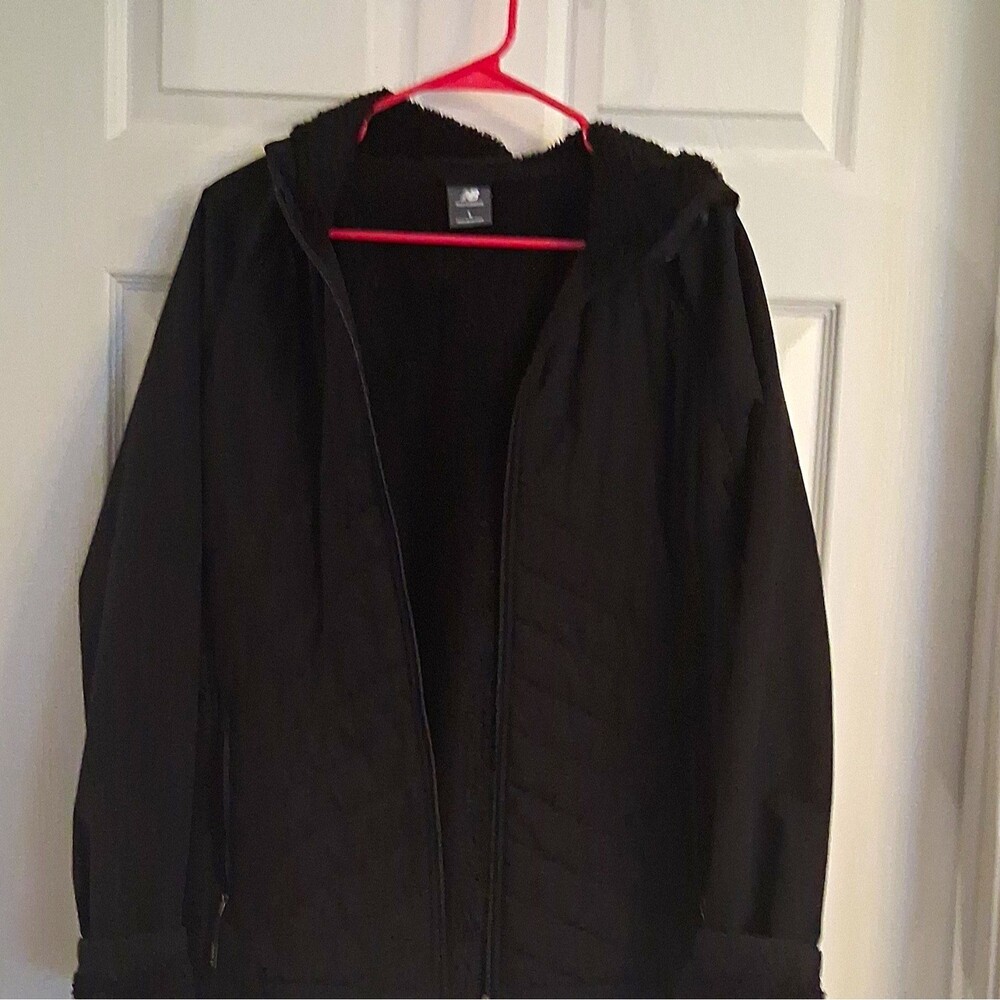 New Balance Women's Black Hooded Fleece Jacket Size L Full Zip Long Sleeve